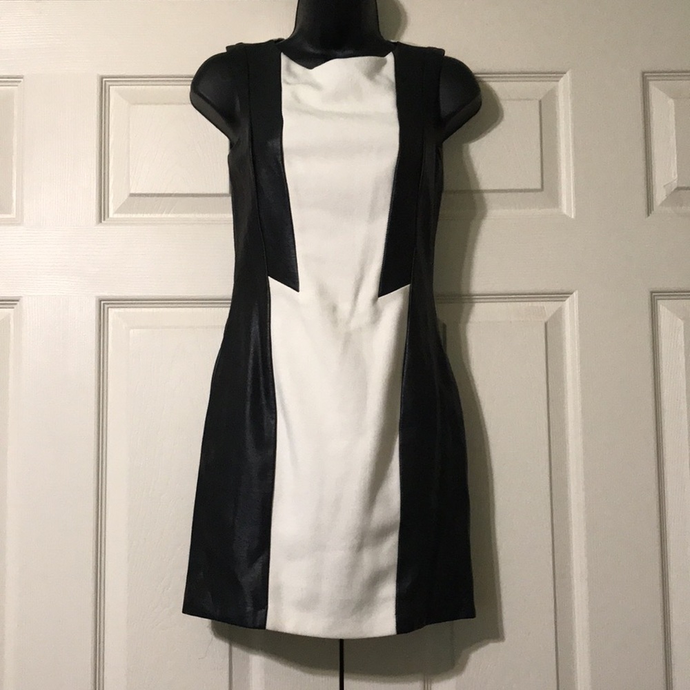 Black and off white dress - Picture 1 of 6